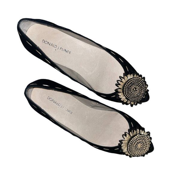 Donald J Pliner Black Bibbi Suede Leather Pointed Toe Flats Size 7 - Picture 3 of 16